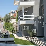 Rich Classic Suites